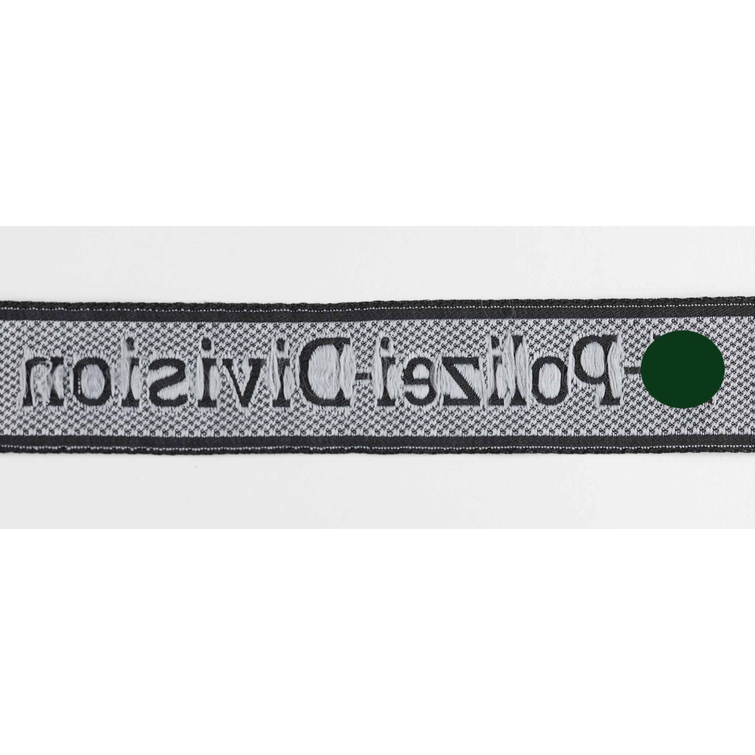 Waffen-SS Ärmelband "SS-Polizei-Division" für Mannschaften der 4. SS-Polizei-Panzergrenadier-Division Waffen-SS Ärmelband "SS-Polizei-Division" für Mannschaften der 4. SS-Polizei-Panzergrenadier-Division
