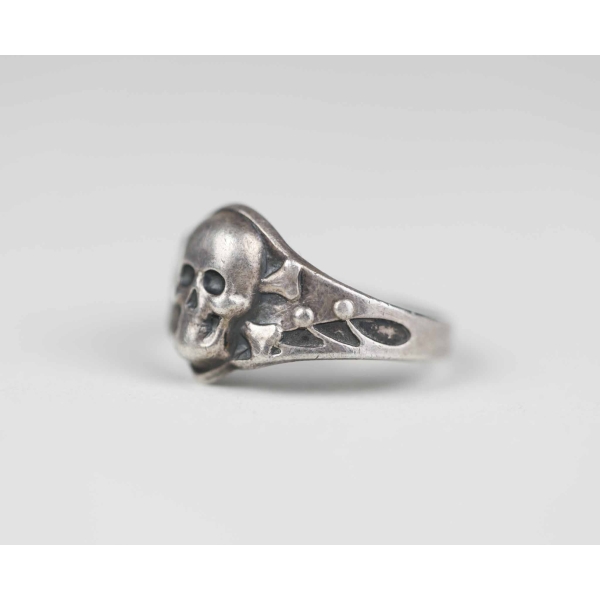 3. Reich Totenkopfring Kantinenring Silber
