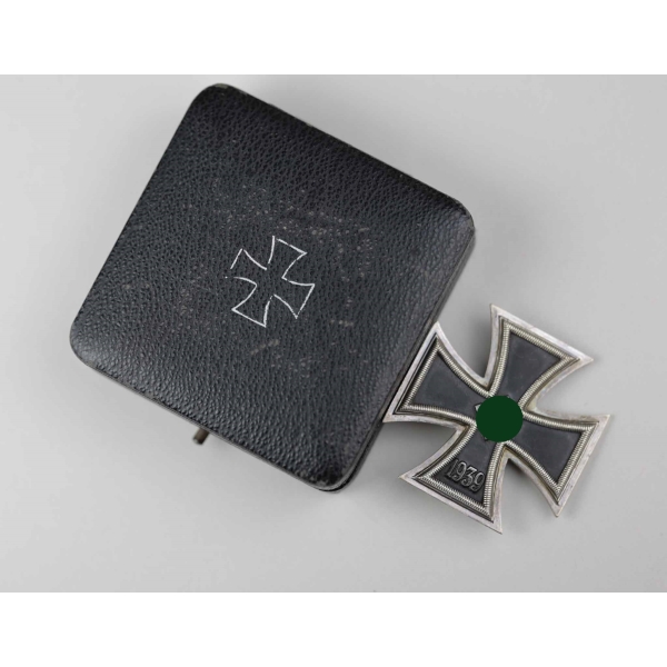 Eiserne Kreuz 1.Klasse 1939 mit Hersteller "65" im Etui