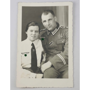 3. Reich Fotoaufnahme Wehrmachthelferin und Soldat der Wehrmacht Postkartengröße