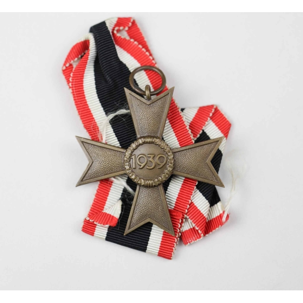 Kriegsverdienstkreuz 2.Klasse ohne Schwerter Hst. "1" am Band