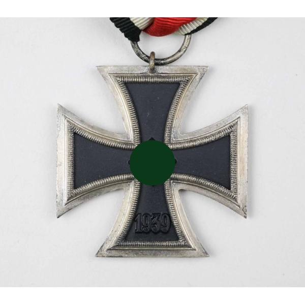 Eisernes Kreuz 2.Klasse 1939 am Band Hst. "4"