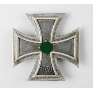 Eiserne Kreuz 1.Klasse mit Herst. "L/12" C.E Juncker, selten!