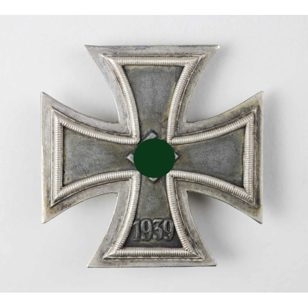 Eiserne Kreuz 1.Klasse mit Herst. "L/12" C.E Juncker, selten!