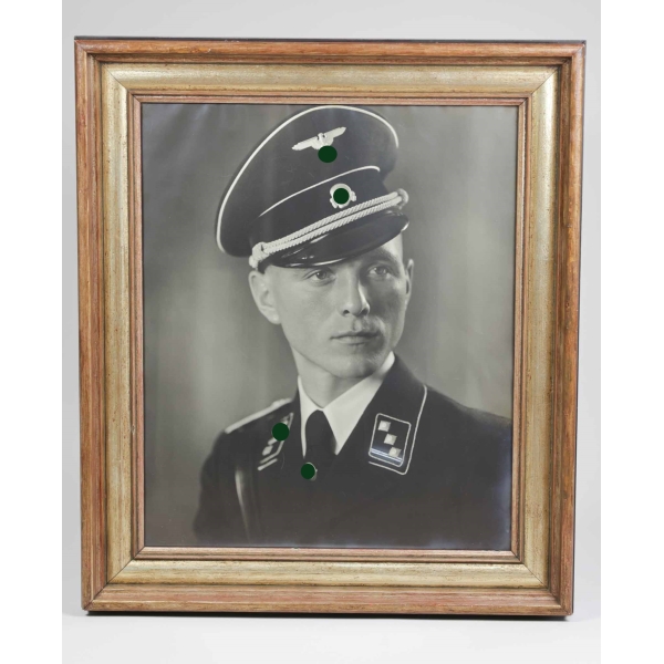 Waffen-SS Sehr großes Original-Foto eines SS-Obersturmführer, extrem selten! 74,5x65cm