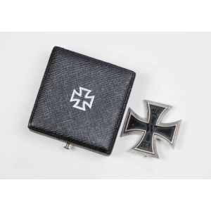 Eisernes Kreuz 1.Klasse 1914 mit Etui Silberstück Hst. "FR" Selten!