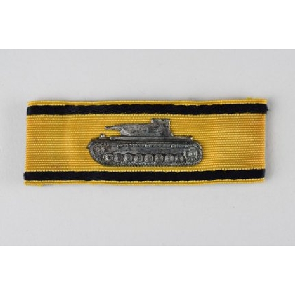 Goldenes Sonderabzeichen für das Niederkämpfen von Panzerkampfwagen